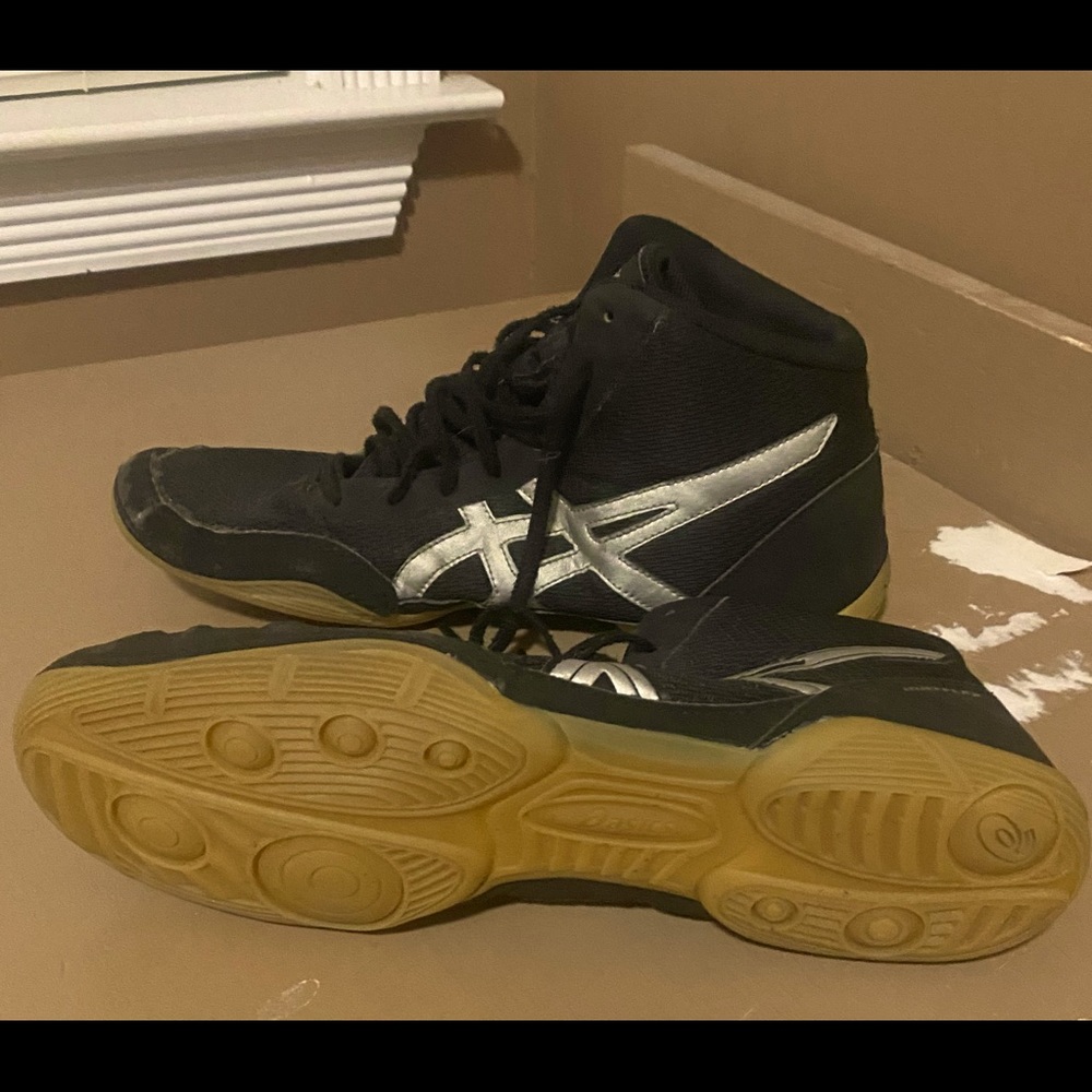 ASICS Wrestling Shoes